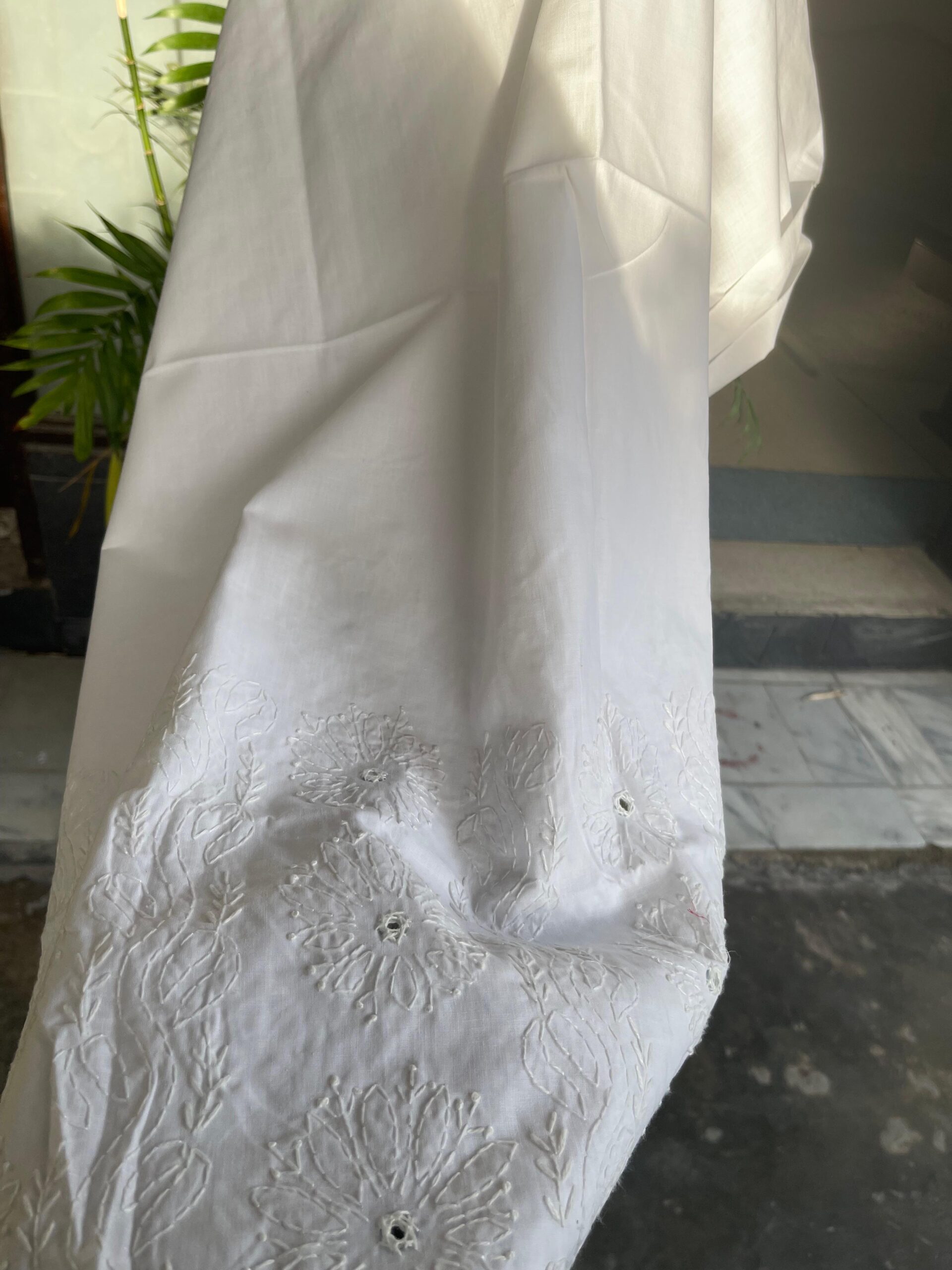 white-chikankari-lawn-trouser-with-handmade-embroidery-kaar-e-nakh-2