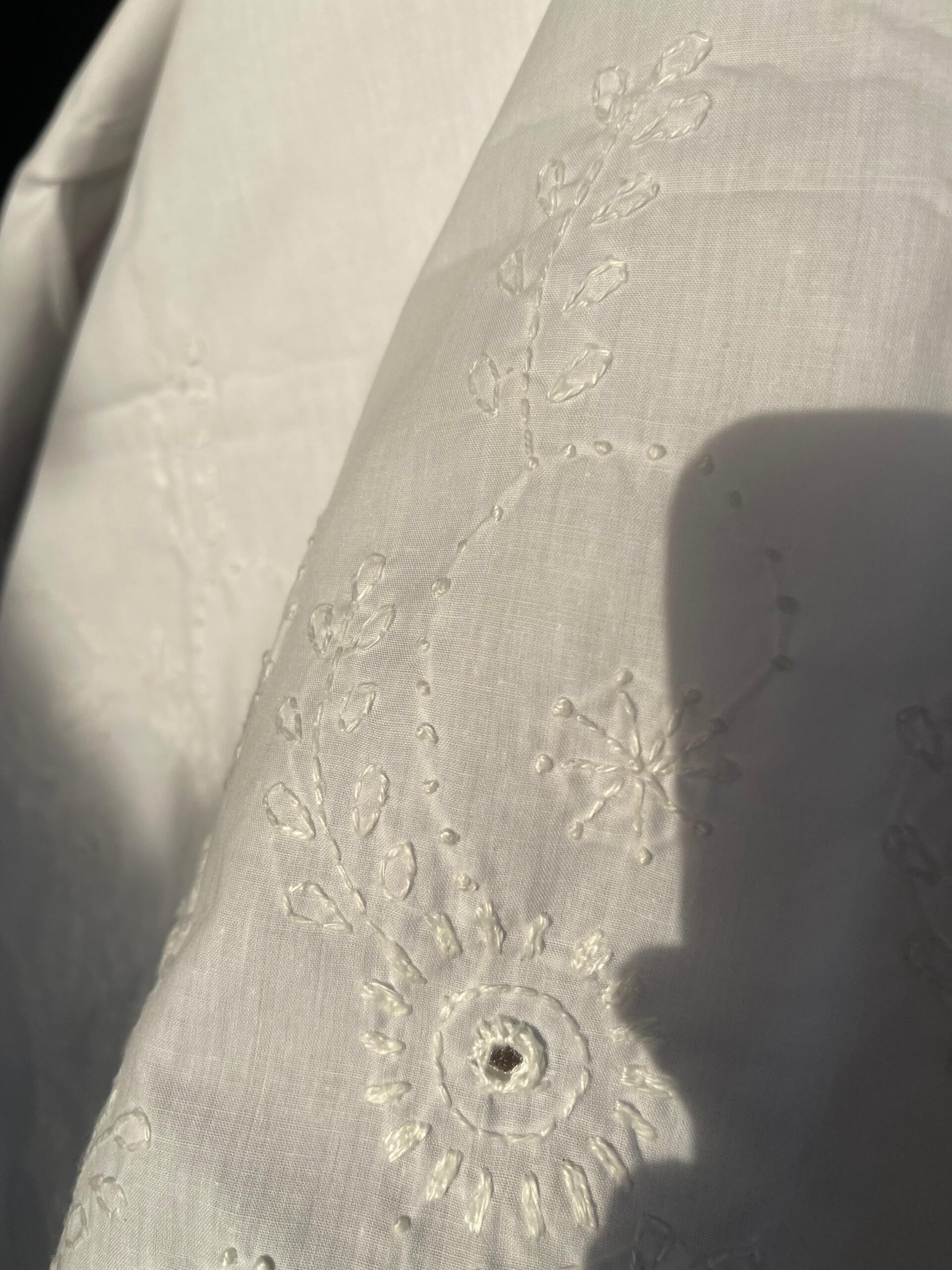 White Chikankari Lawn Trouser with Handmade Embroidery | Kaar-e-Nakh - Image 4