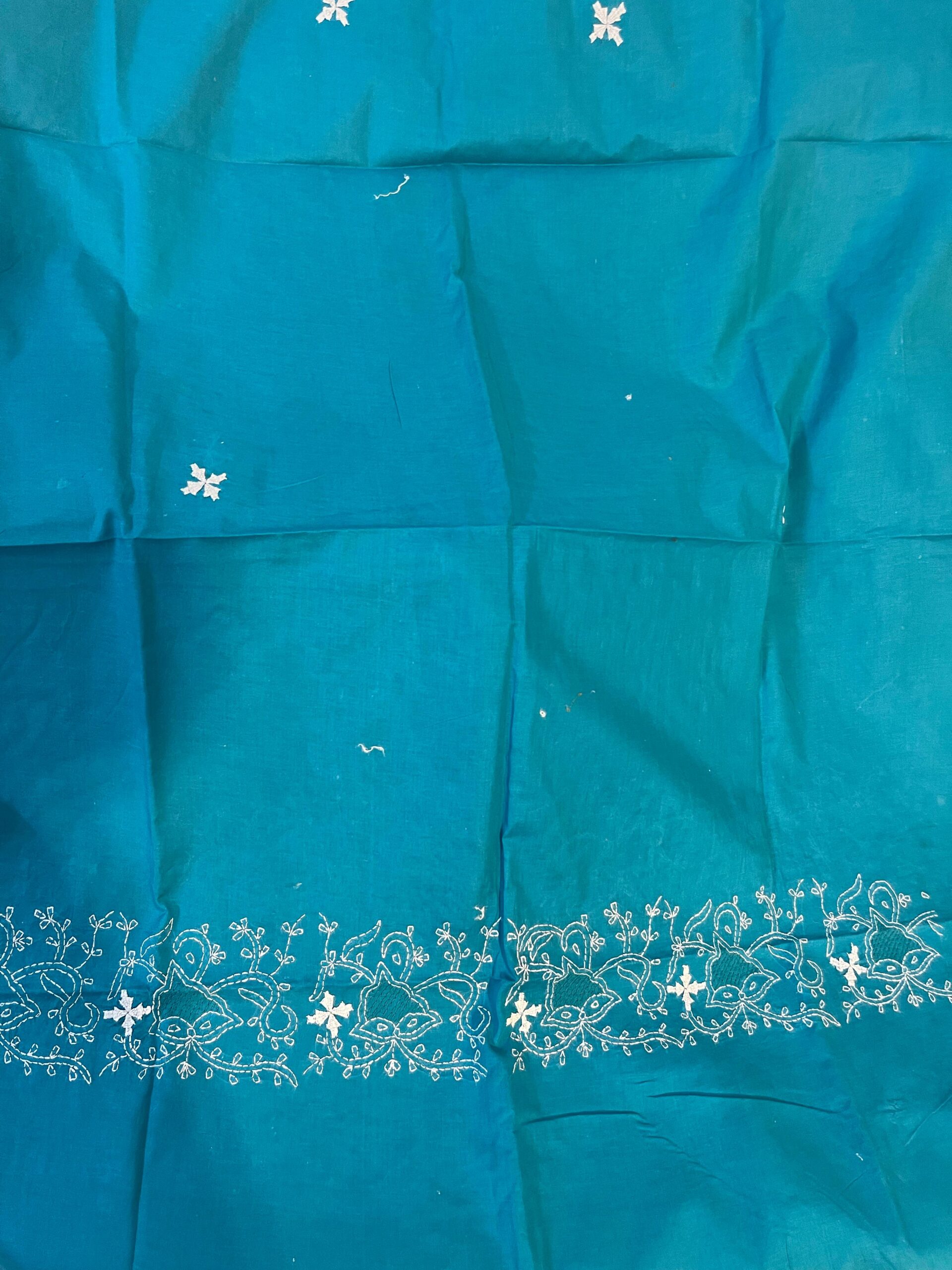 Blooming Teal Embroidered Lawn 2-Piece Unstitched Suit with Embroidered Dupatta | Premium Summer Collection - Image 4