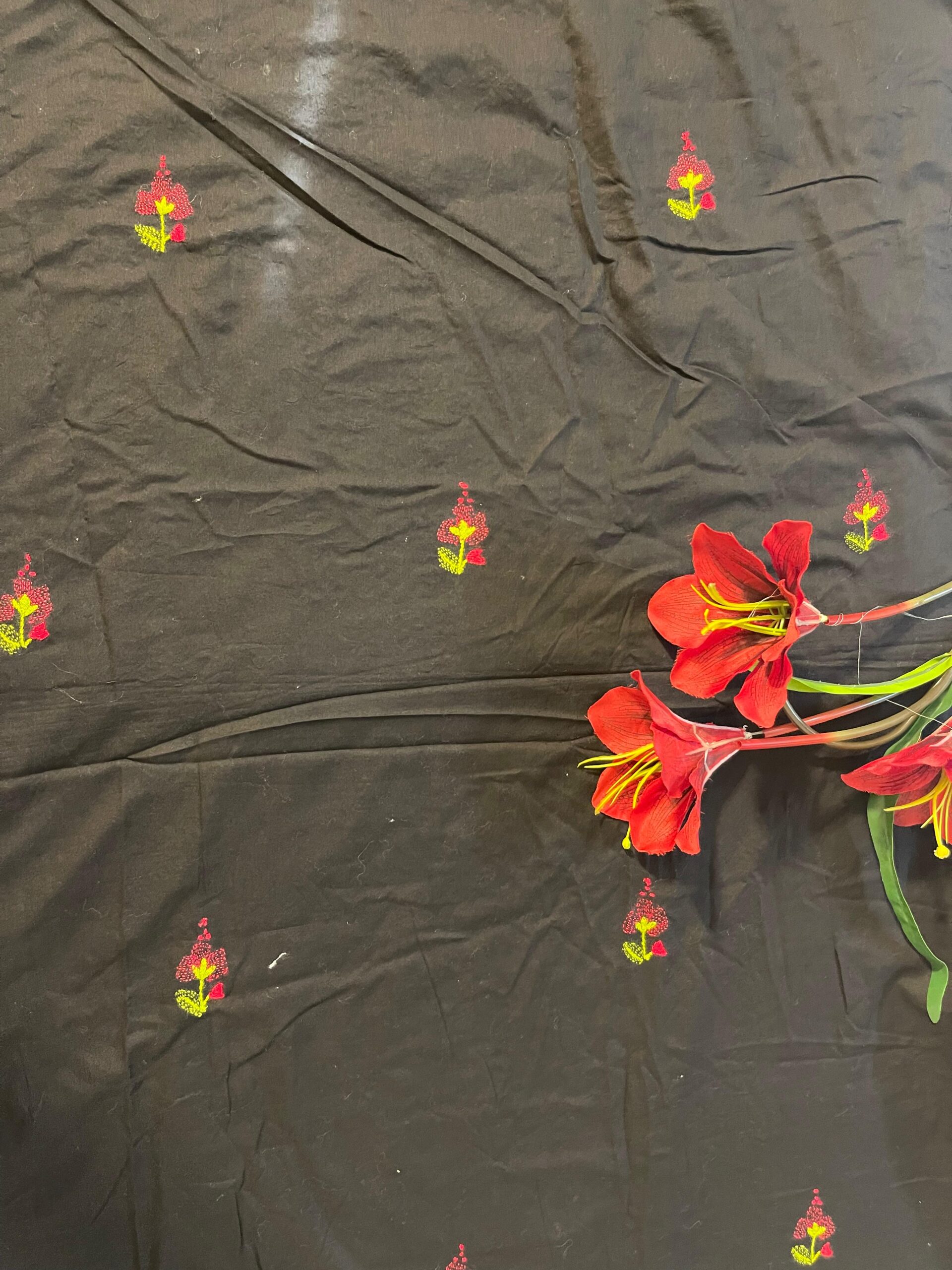 Black Handmade Kacha Tanka Embroidered Unstitched Lawn Shirt | Premium Women's Summer Kurta Fabric - Image 3