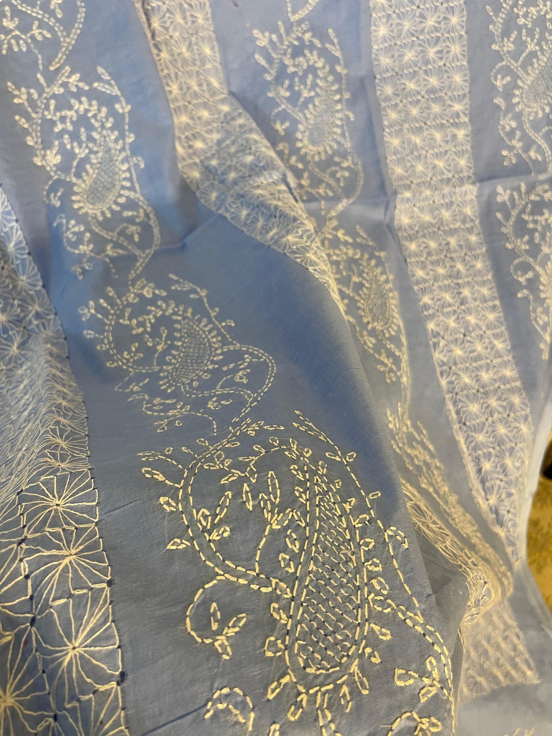 Lavender Blue with White Handmade Tarkashi & Chikankari Pure Lawn Unstitched Suit | Lavender Blue Pure Lawn Dupatta - Image 3