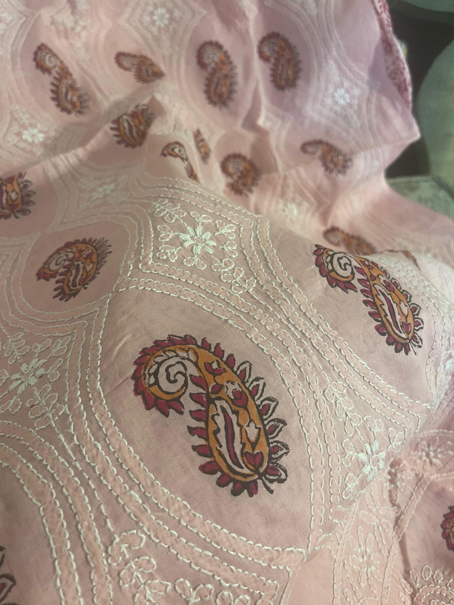 dusty-rose-pink-with-multicolor-paisley-block-print-white-embroidery-pure-lawn-unstitched-single-kurta
